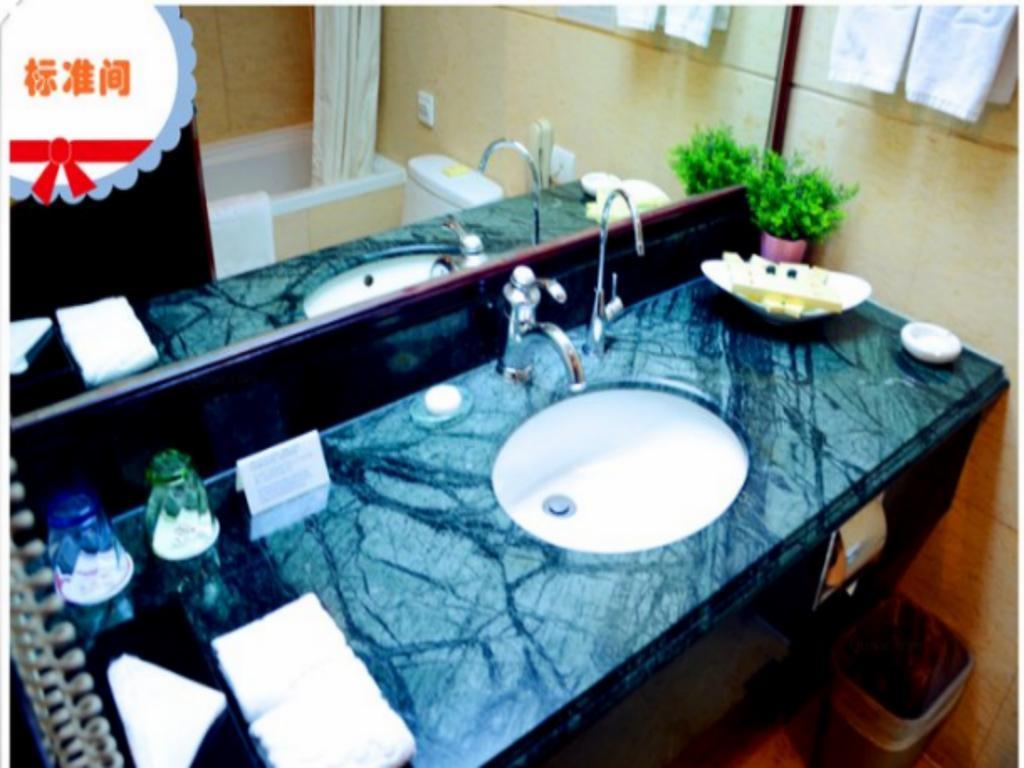 Beijing Spring Hotel Dış mekan fotoğraf