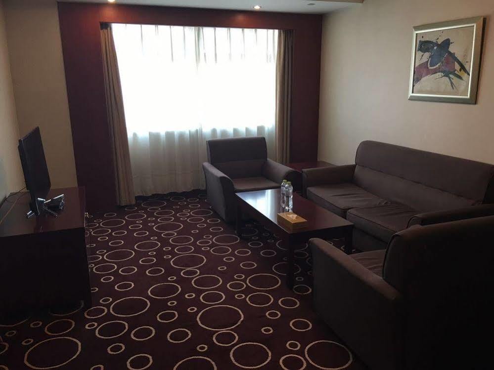 Beijing Spring Hotel Dış mekan fotoğraf
