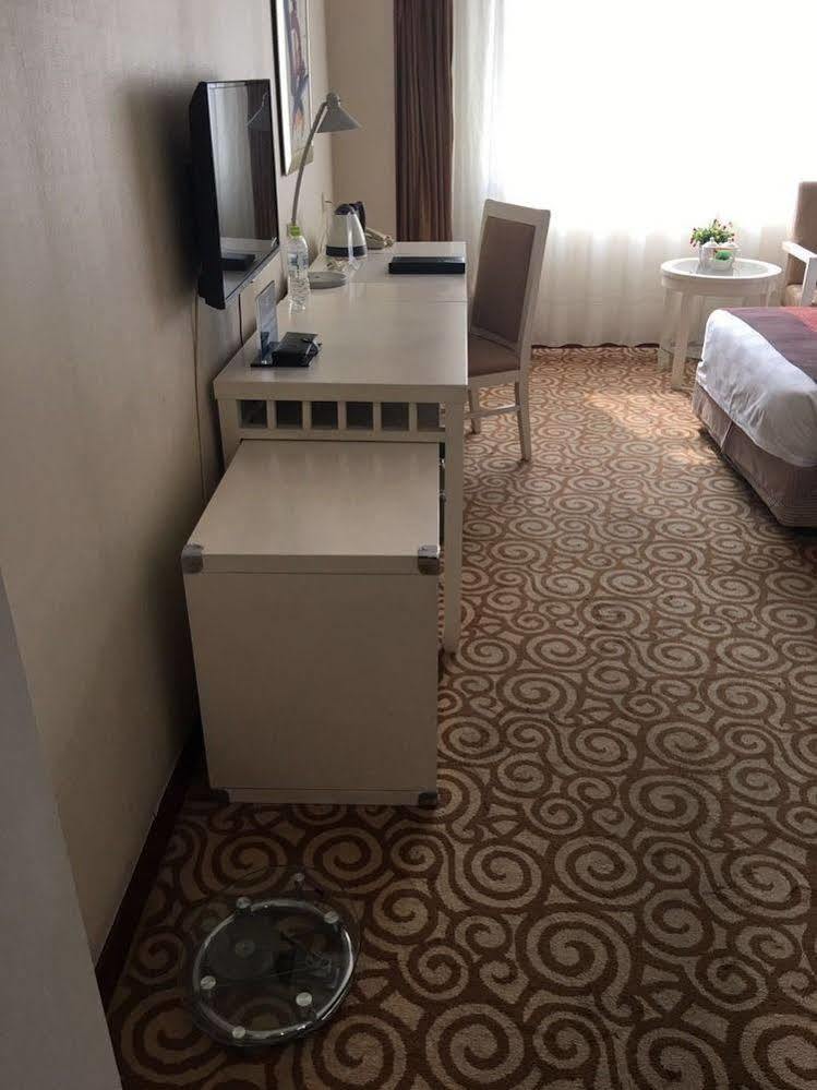 Beijing Spring Hotel Dış mekan fotoğraf